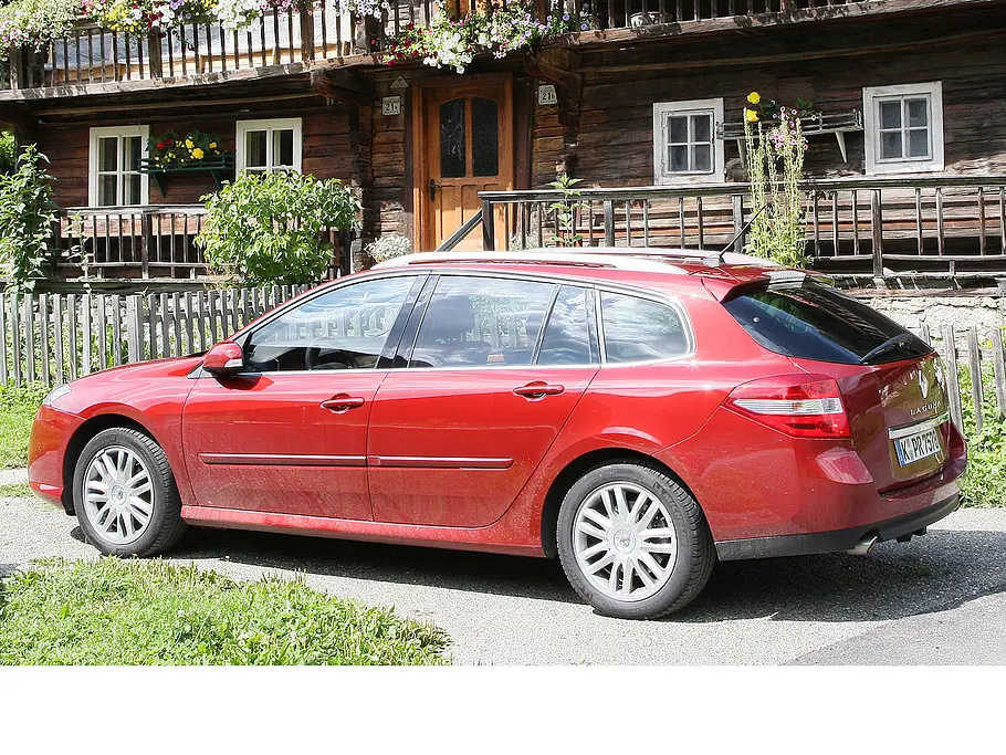 Renault Laguna Grandtour 2.0 dCi - Seitenansicht