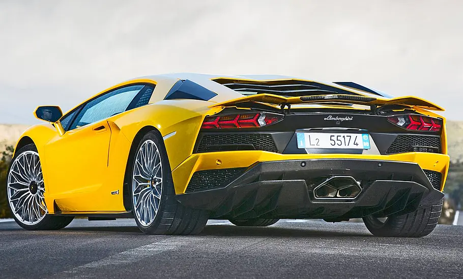 Lamborghini Aventador S (2017) Lamborghini Aventador S (2017)