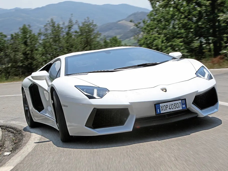Lamborghini Aventador Faszination Vergleich Bilder technische Daten