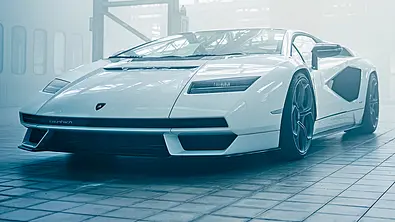 Lamborghini Countach LPI 800-4 (2021) - Foto: Lamborghini