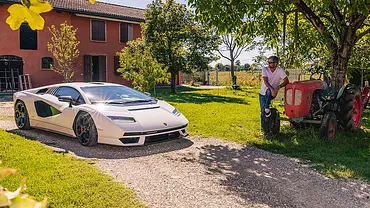 Lamborghini Countach LPI 800-4 (2022) - Foto: Niklas Gotta