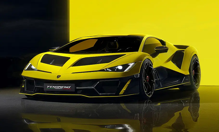 Lamborghini Fenomeno (2025) Der Lamborghini Fenomeno (2025) statisch von schräg vorne fotografiert.