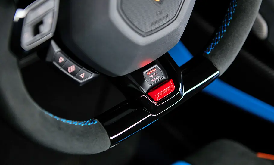 Lamborghini Huracán STO