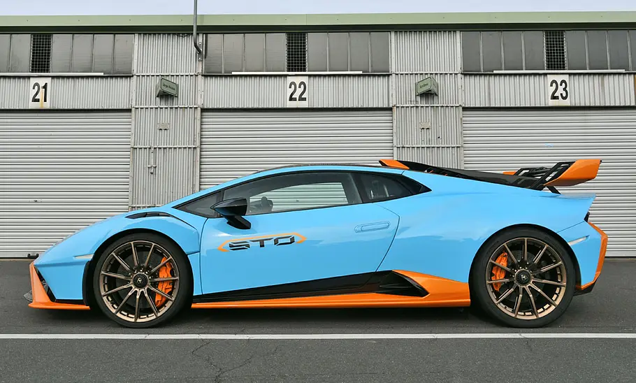 Lamborghini Huracán STO
