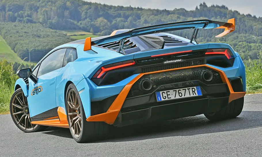 Lamborghini Huracán STO