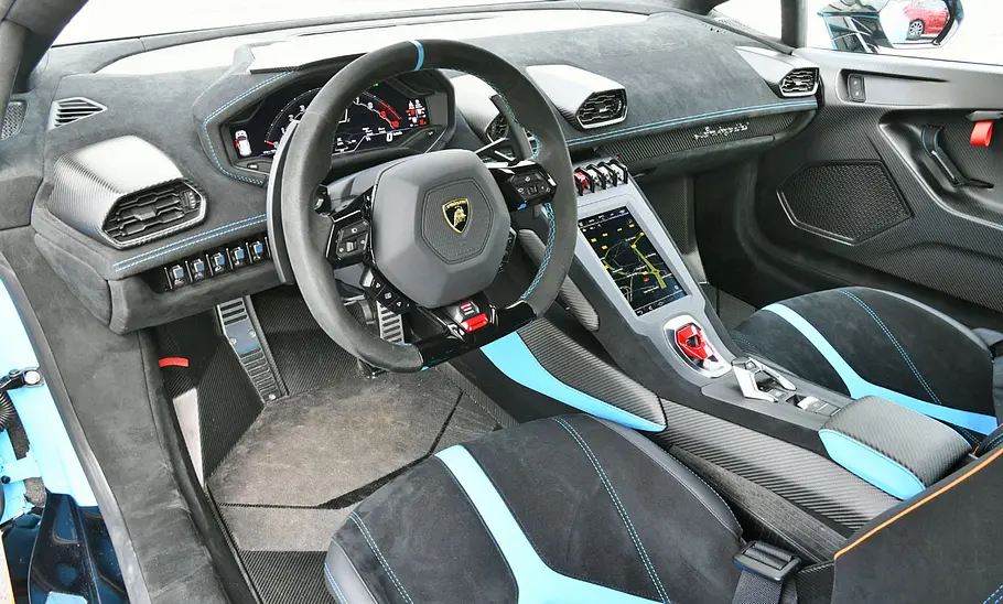 Lamborghini Huracán STO