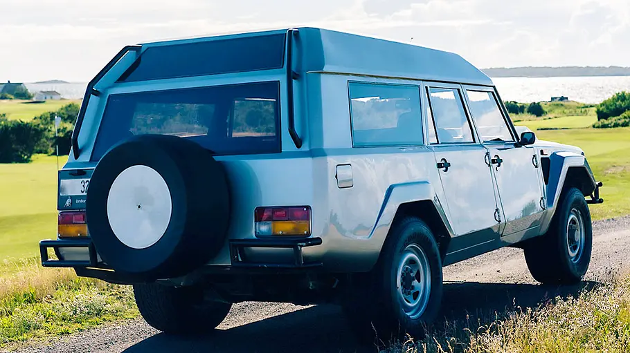 Lamborghini LM002 Wagon Lamborghini LM002 Wagon Heckansicht