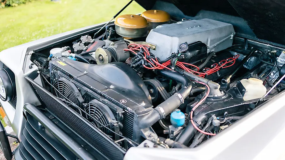 Lamborghini LM002 Wagon Motor