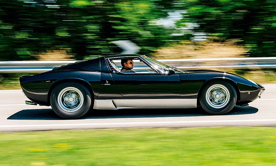 Lamborghini Miura SV/Countach LP400