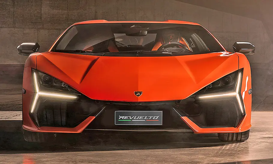 Lamborghini Revuelto (2023) Lamborghini Revuelto (2023)