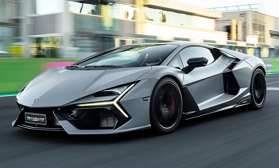 Lamborghini Revuelto (2023)