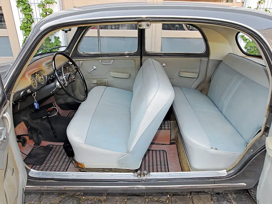 Lancia Appia Bilder technische Daten Limousinen Oldtimer Vergleich Innenraum