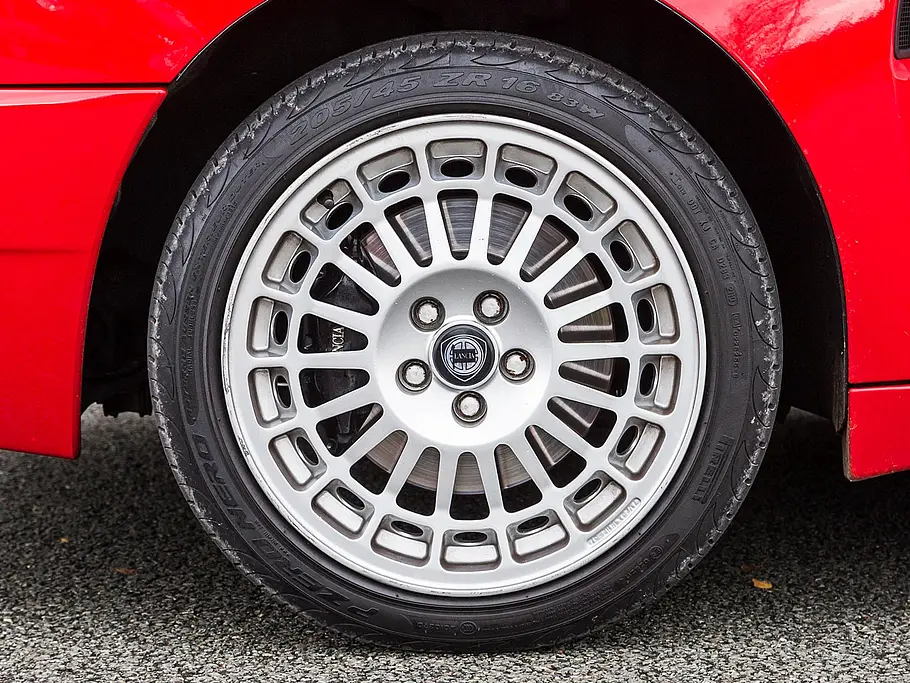 Lancia Delta HF Integrale Evo II