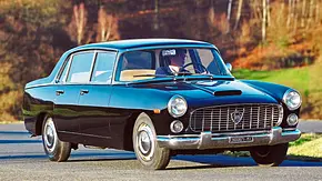 Lancia Flaminia Berlina 2.8: Classic Cars - Foto: Jürgen Zerha