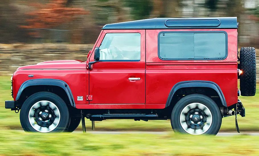 Land Rover Defender Works V8 (2018) Land Rover Defender Works V8 (2018)