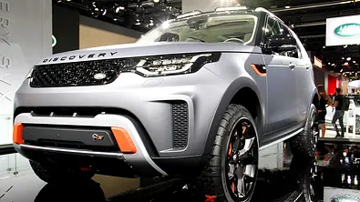 Land Rover Discovery SVX (2018) - Foto: AUTO ZEITUNG