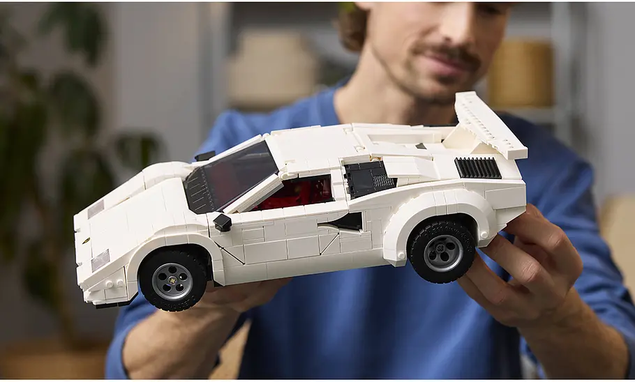 Lego Icons Lamborghini Countach 5000 Quattrovalvole (10337)