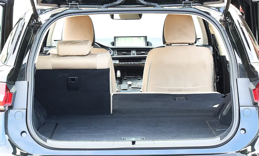 Lexus CT 200h