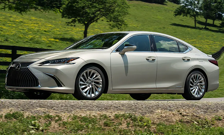 Lexus ES 300h (2018)