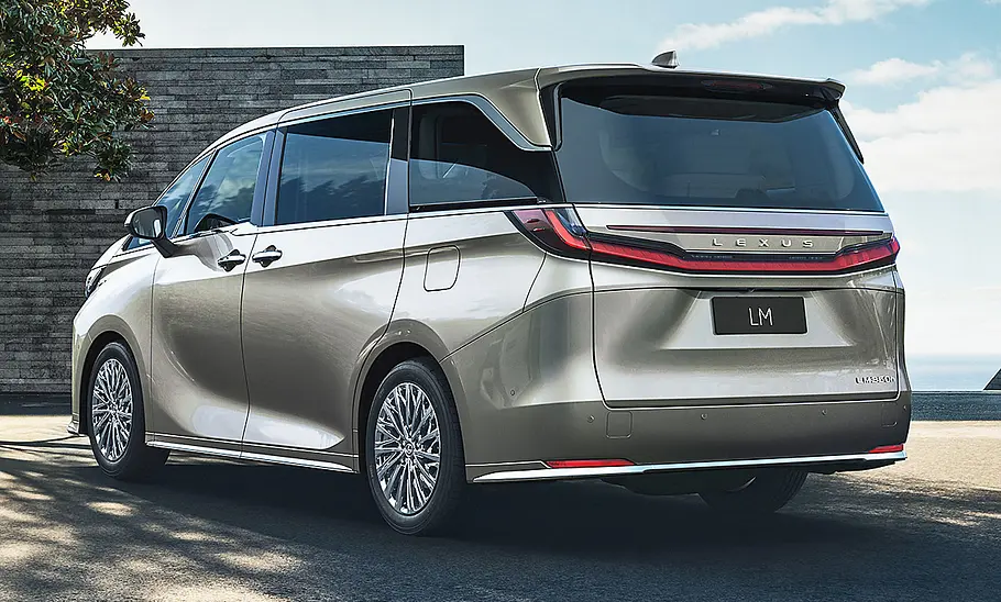 Lexus LM (2023) Lexus LM (2023)