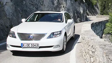 Dauertest: Lexus LS 600h Ambience im 100.000-Kilometer-Test