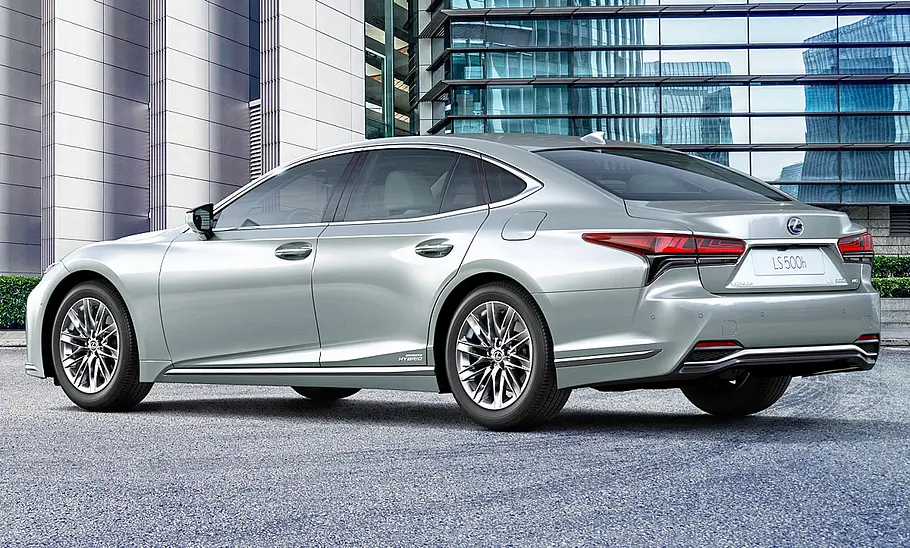 Lexus LS (2021)