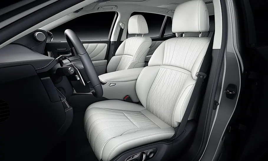 Lexus LS (2021)
