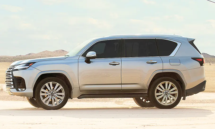 Lexus LX (2021)