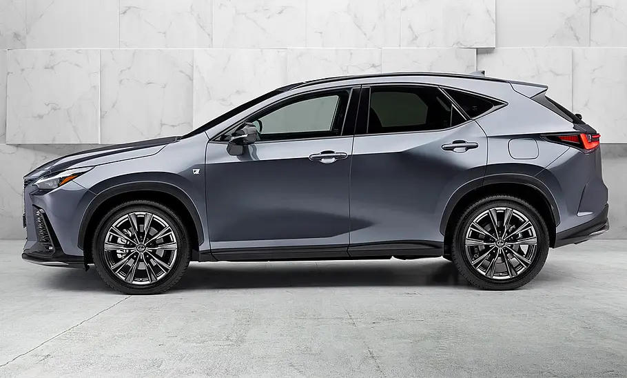 Lexus NX (2021)