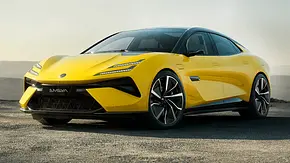 Lotus Emeya (2024); stehend, schräg vorne - Foto: Lotus