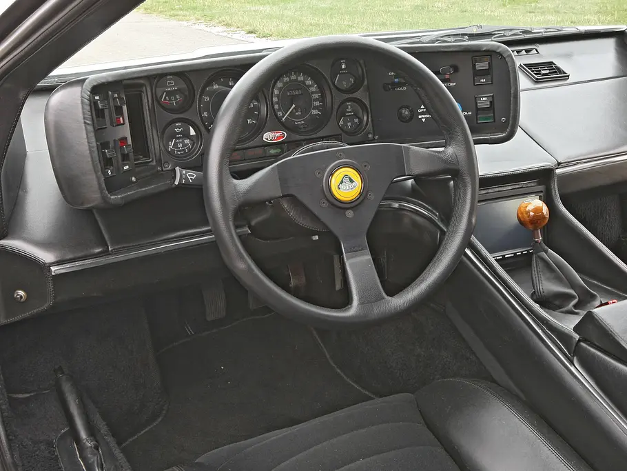 Lotus Esprit