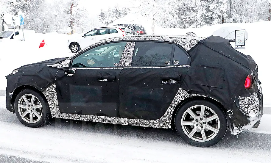 Lynk & Co 04 (2019)