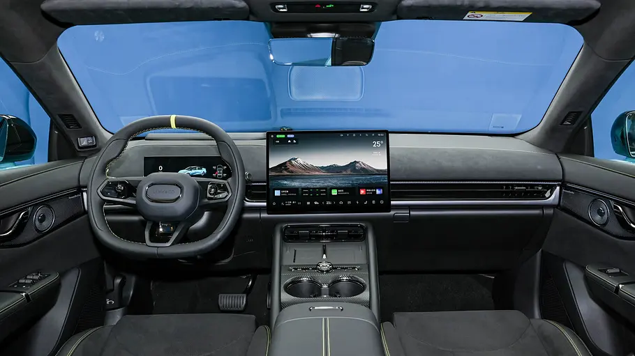 Lynk & Co 07 GT Das Cockpit des Lynk & Co 07 GT.