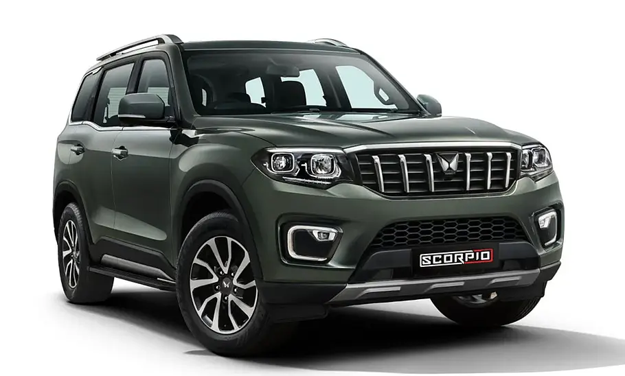 Mahindra Scorpio; stehend, schräg vorne