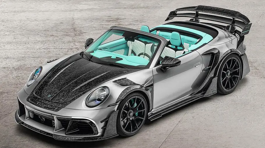 Mansory P9LM Evo 900 Cabrio Der Mansory P9LM Evo 900 Cabrio stehend von vorne