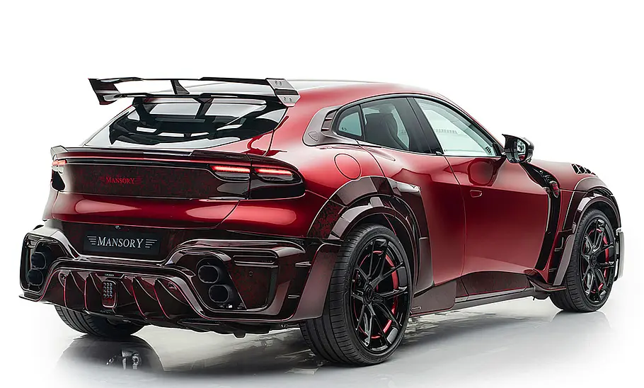 Mansory Pugnator Mansory Pugnator; stehend, Ansicht schräg hinten