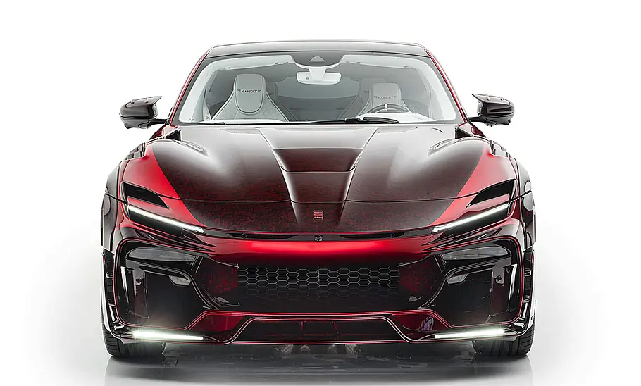 Mansory Pugnator Mansory Pugnator; stehend, Ansicht vorne