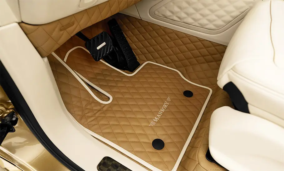 Mansory Mercedes-AMG G 63 World Class Grand Entrée: Fußmatten