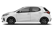 Blick von der Seite auf den Mazda 2 Hybrid. - Foto: Carwow