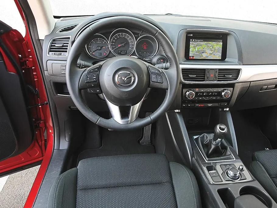 Mazda CX-5 SUV Vergleich Konzepte Cockpit