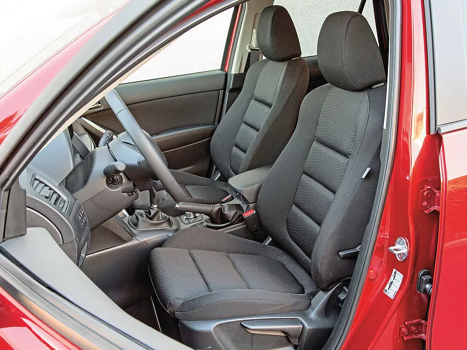 Mazda CX-5 SKYACTIV-D 150 AWD Kompakt-SUV Vergleich Bilder technische Daten Sitze