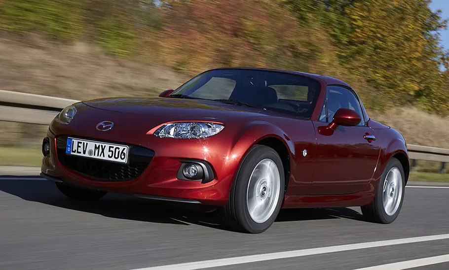 Der fahrende Mazda MX-5.
