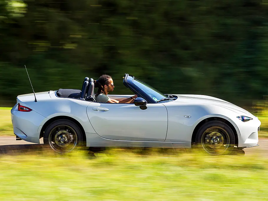 Mazda MX-5 Skyactiv-G 131 Mazda MX-5 Skyactiv-G 131