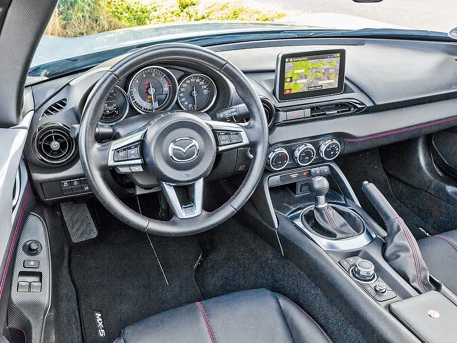 Mazda MX-5 Skyactiv-G 131 Mazda MX-5 Skyactiv-G 131