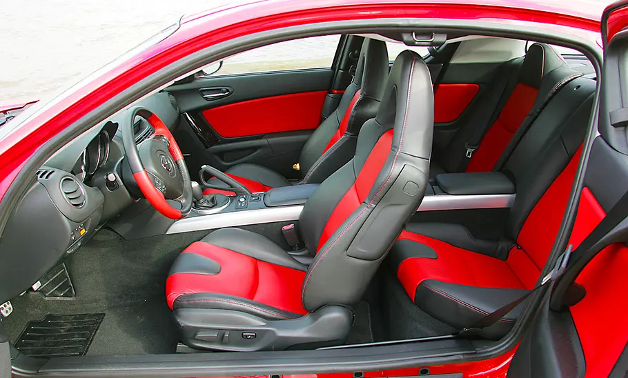 Mazda RX-8 Mazda RX-8 Innenraum