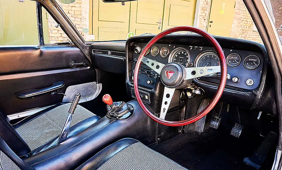 Mazda Cosmo Sport