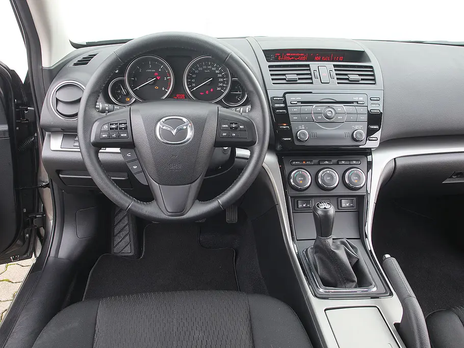 Mazda 6 2.2 CD Cockpit