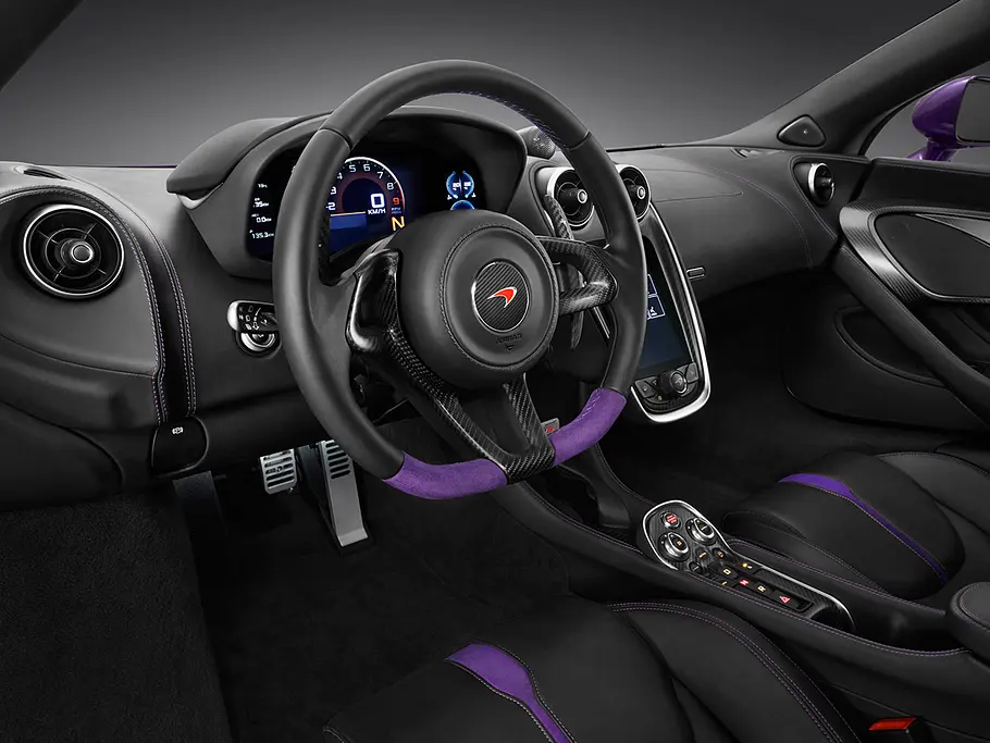 McLaren 570S in Lila