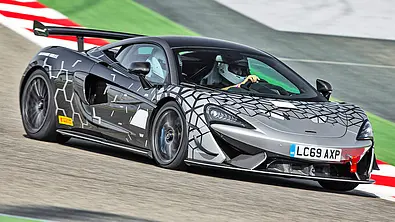 McLaren 620R (2020) - Foto: McLaren
