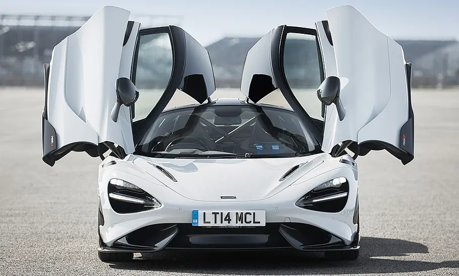 McLaren 765LT (2020) McLaren 765LT (2020)